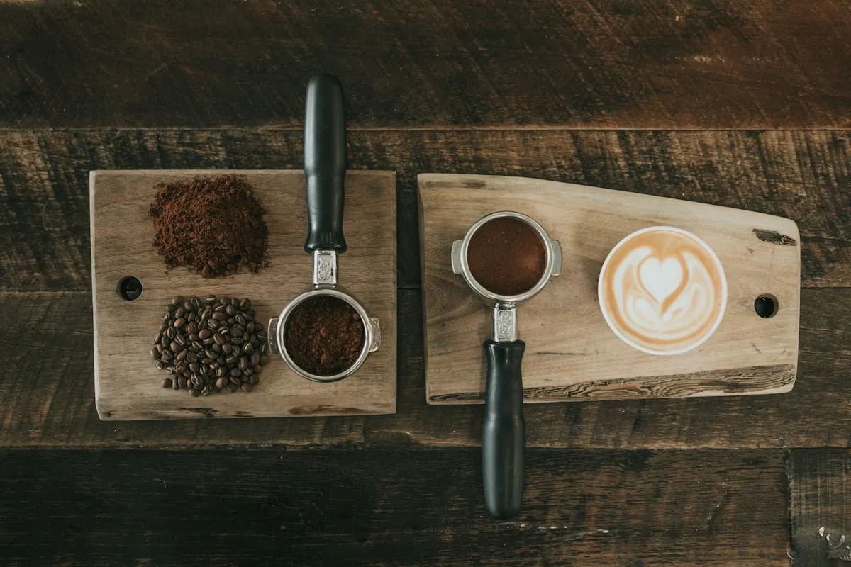Coffee, pastries and café scenes at Celqenavessoria